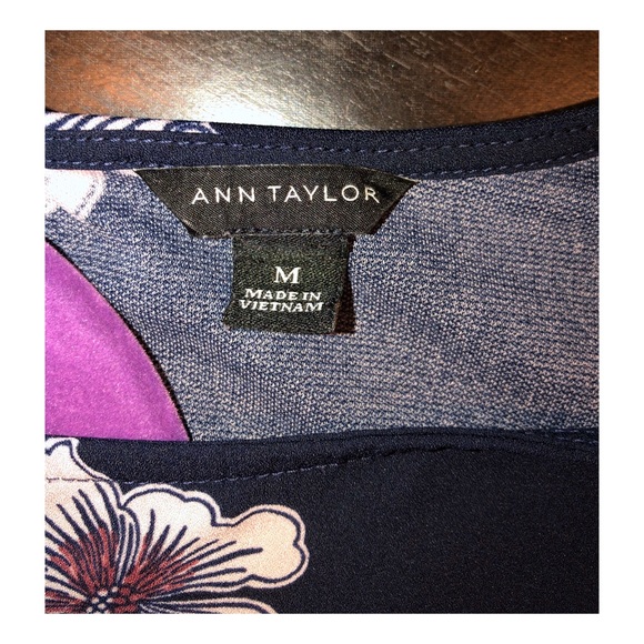 Ann Taylor floral blouse - Picture 3 of 5